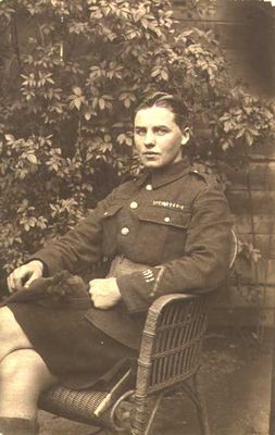 John Stewart Hewison in Uniform
John Hewison in uniform approx 1919 on garrison duty in Belgium
